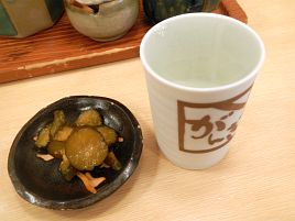 茅場町でニセンベロ…越後そばと地酒のがんぎの一択だね